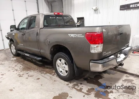 2010 Toyota Tundra Grade 5.7L V8 from USA, damaged, VIN 5TFUW5F17AX140651
